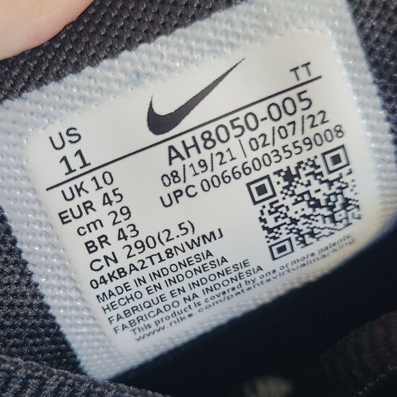 NEW Nike Air Max 270 Shoes AH8050-005 Size 11 Triple Black main image 6